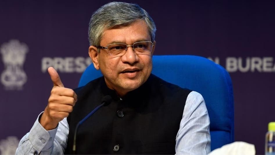 नई दिल्ली स्टेशन पर यात्रियों के लिए बेहतर व्यवस्था और टिकटिंग केंद्र बनाया गया