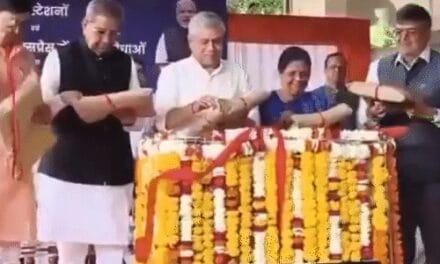 ट्रेन में अब बेडरोल में कंबल के साथ मिलेगा कवर:जयपुर-असर्वा एक्सप्रेस के एसी पैसेंजर्स को पायलट प