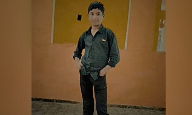 खेत के बीच भूसे के ढेर में मासूम का शव… हत्या के आरोप में बच्चे की ताई गिरफ्तार