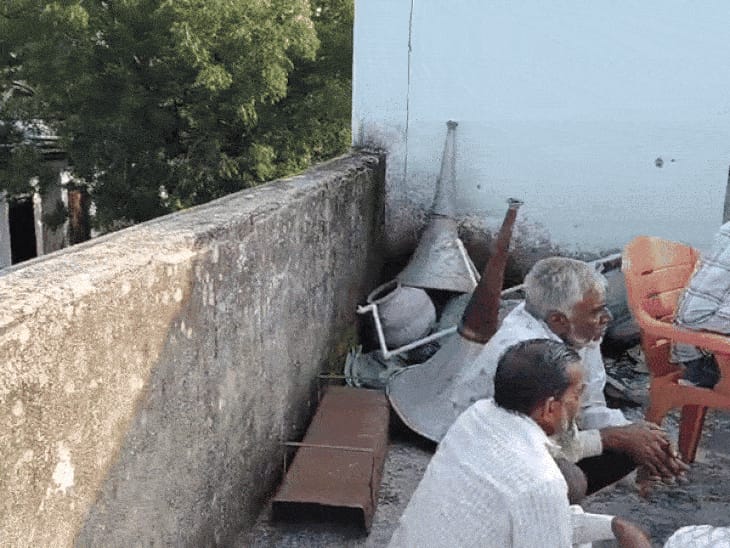 MP में मदरसे में मिले 20 लाख के नकली नोट:खंडवा में इमाम के कमरे में मिला बैग; महाराष्ट्र में दो आरोपी प