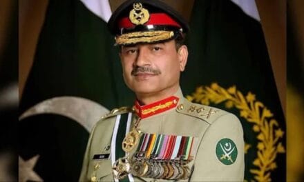 कुछ तो शर्म करो! मई में इंड‍ि‍या से हार कबूलने के बजाय PAK सेना की तारीफ कर रहे मुनीर