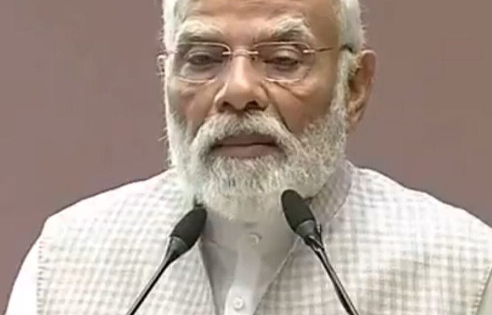 मोदी आज कर्नाटक और गोवा जाएंगे:उडुपी में गीता पाठ में शामिल होंगे, गोवा में 77 फीट ऊंची भगवान राम की