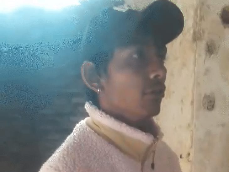 5 साल की मासूम से बैड टच करते पकड़ाया युवक:बोला