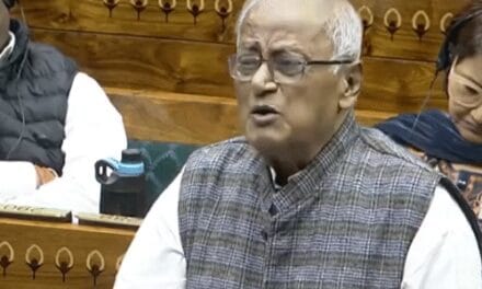 वित्तमंत्री ने हिंदी में बोला, TMC सांसद ने आपत्ति जताई:कहा