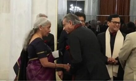 पुतिन के डिनर में शामिल हुए शशि थरूर, पवन खेड़ा बोले
