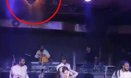 गोवा हादसा-बेली डांसर के डांस के दौरान आग लगी, VIDEO:संकरे रास्ते ने फायर ब्रिगेड रोकी; सरपंच बोले