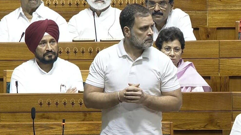 लोकसभा में आज गूंजेगा SIR का शोर? चुनाव सुधार पर चर्चा की शुरुआत करेंगे राहुल गांधी