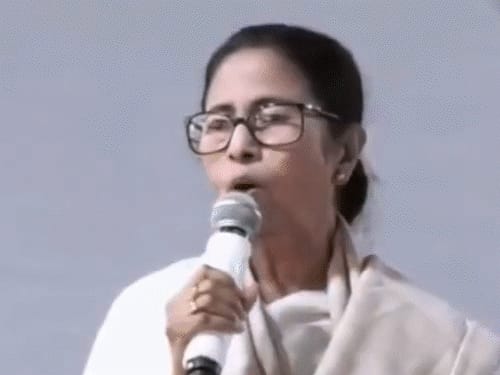 ममता बोलीं-दुशासन जैसे:महिलाओं से कहा