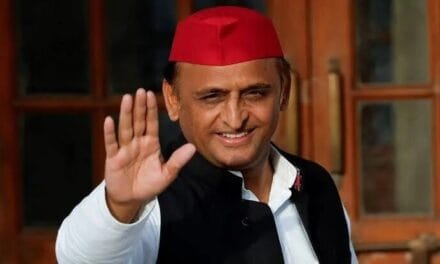 कोई मांग रहा विकास तो किसी को आर्थिक मजबूती की आस… अखिलेश यादव के ऐलान से यूपी में छिड़ी नई बहस
