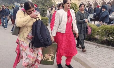 पंजाब में जिला परिषद-ब्लॉक समिति चुनाव की वोटिंग आज:3,185 सीटों पर 9,775 उम्मीदवार मैदान में; डुप्लीकेट बैलेट पेपर को लेकर आयोग अलर्ट पर
