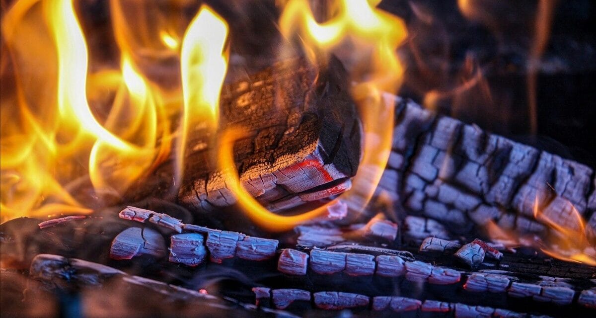 सावधान! 'साइलेंट किलर' है घर में लकड़ी या कोयला जलाना! ये हैं सस्ते रूम हीटर