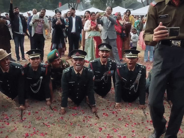 अब्दुल कलाम ने हाथ थामकर कहा
