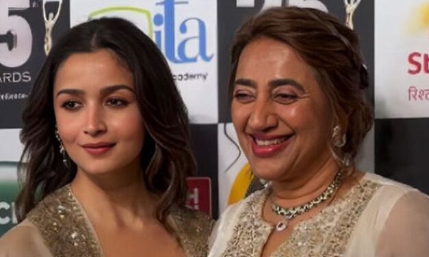 ITA Awards में Alia Bhatt के देसी लुक से लूटी महफिल!