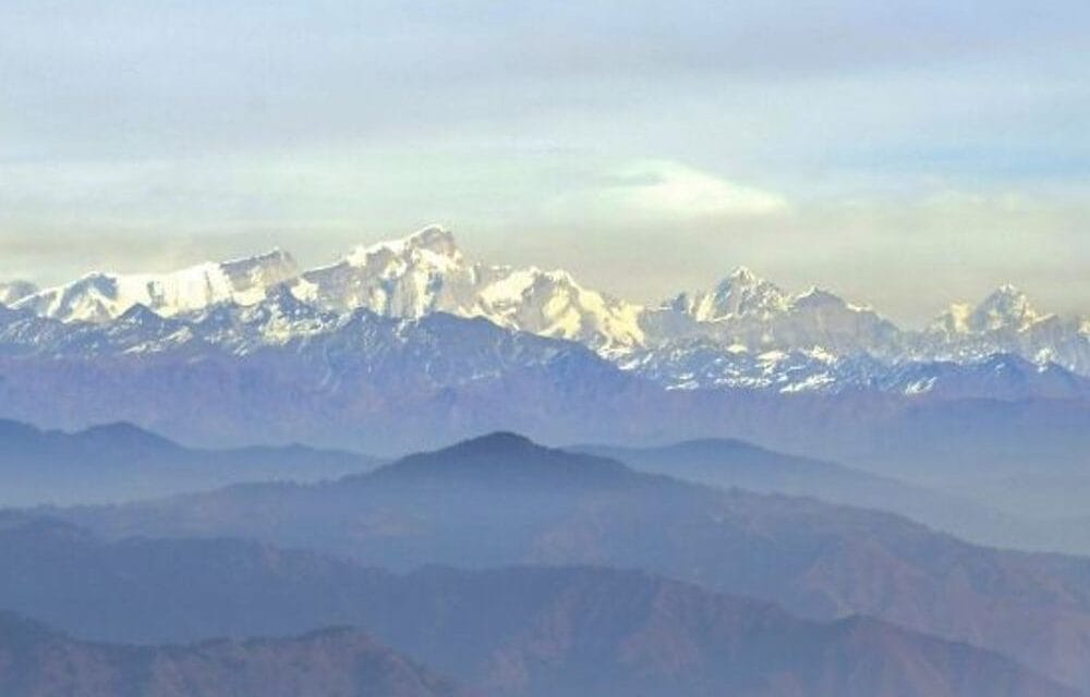 MP-UP, बिहार, छत्तीसगढ़ में घने कोहरे का यलो अलर्ट:जम्मू-कश्मीर के पुलवामा में तापमान -4°C; दिल्ली में 150 फ्लाइट रद्द