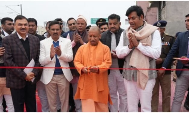 गोरखपुर में CM योगी के सुरक्षा घेरे में घुसी गाय… कार के पास तक पहुंची, सुपरवाइजर सस्पेंड