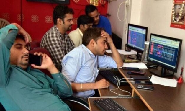 ये चार सबसे बर्बाद… 2025 में किया कंगाल,  95% तक गिर गए शेयर