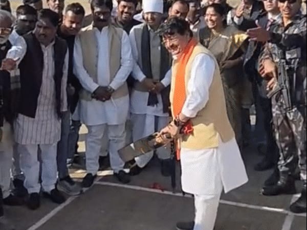 विजयवर्गीय बोले– ताजमहल मंदिर था, शाहजहां ने मकबरा बनवाया:मुमताज को पहले बुरहानपुर में दफनाया था, कहा– बिहार के लोग विनम्र हों, यह जरूरी नहीं