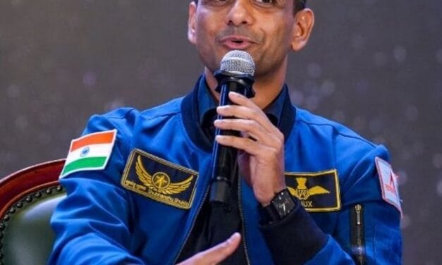 शुभांशु शुक्ला बोले-स्पेस में जाने के लिए अक्ल दाढ़ निकलवाईं:एस्ट्रोनॉट्स के लिए डेंटल हेल्थ जरूरी, अंतरिक्ष में सर्जरी नहीं कर सकते