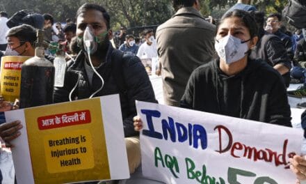 कोविड के बाद पॉल्यूशन भारत का सबसे बड़ा स्वास्थ्य संकट:डॉक्टरों का दावा