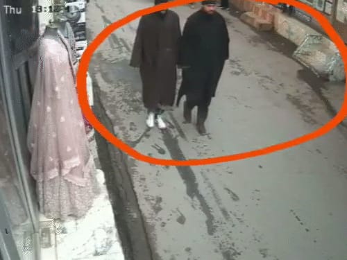 अनंतनाग में दिखे लश्कर के आतंकी, दावा