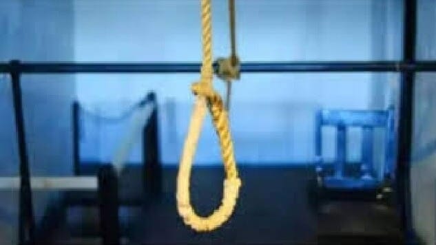 लातूर में युवक की खुदकुशी से हड़कंप, 3 पुलिसकर्मियों पर गंभीर आरोप, हंगामे के बाद FIR दर्ज