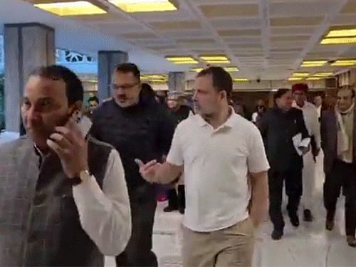 राहुल बोले-रिटायर सैनिकों को प्राइवेट अस्पतालों में इलाज नहीं मिलता:तय सुविधाएं और रोजगार भी नहीं; कांग्रेस सांसद ने पार्लियामेंट स्टैंडिंग कमेटी में मुद्दा उठाया