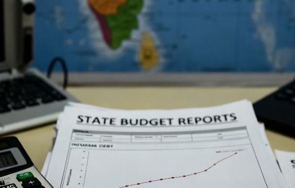 राज्यों के पास विकास के लिए पैसा नहीं:80% तक कमाई वेतन-पेंशन और फ्री स्कीम में खर्च; राजस्थान को कर्ज चुकाने के लिए कर्ज की जरूरत