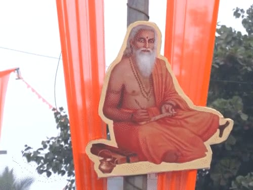 कर्नाटक के बेल्लारी में भाजपा-कांग्रेस समर्थक भिड़े:हिंसा में एक की मौत; वाल्मीकि बैनर फाड़ने के आरोप में BJP विधायक समेत 11 पर FIR