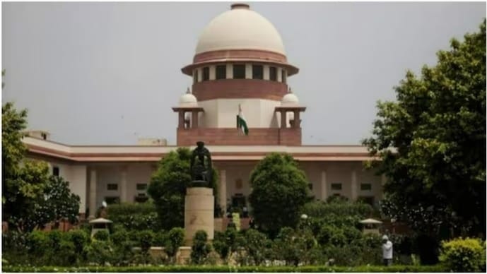 पत्नी से पैसे का हिसाब मांगना क्रूरता नहीं है, दहेज उत्पीड़न मामले पर सुप्रीम कोर्ट की तल्ख टिप्पणी