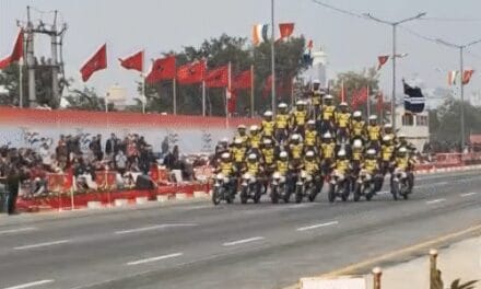 जयपुर में सड़क पर दिखे टैंक और मिसाइलें:चश्मा लगाए डॉग्स ने खींचा सबका ध्यान; आर्मी डे परेड से पहले सेना की फुल ड्रेस रिहर्सल