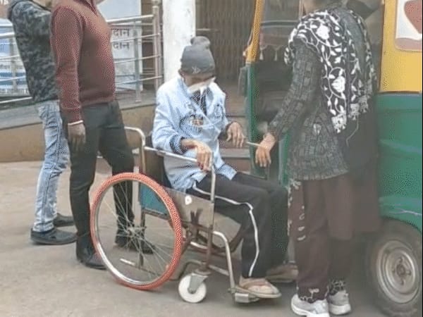 जानलेवा सर्दी, हार्टअटैक-ब्रेन स्ट्रोक से 12 दिन में 23 मौतें:ग्वालियर में 400 मरीज पहुंचे, अस्पताल में बेड कम पड़े; जमीन पर लिटाना पड़ा