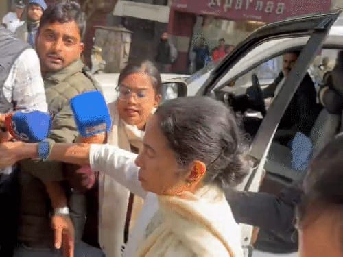 ममता के खिलाफ 17 अपराधों में CBI जांच की मांग:ED ने सुप्रीम कोर्ट में कहा