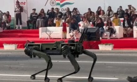 राजस्थान से कश्मीर तक AI से निगरानी:बम पहचानने व उबड़-खाबड़ रास्तों पर चलने में माहिर रोबोटिक डॉग, आधुनिक युद्ध तकनीकों का प्रयोग