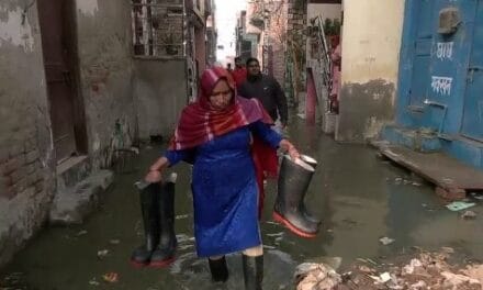 घरों में घुसा नाले का पानी, सड़ गया सामान… दिल्ली के किराड़ी में नरक से बदतर जिंदगी!
