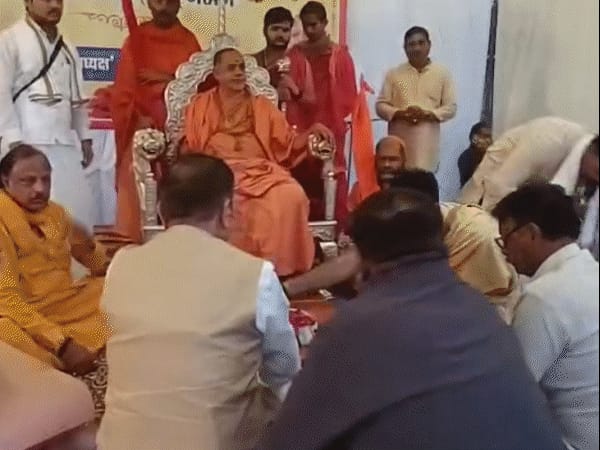 शंकराचार्य बोले-शिष्य आधारित