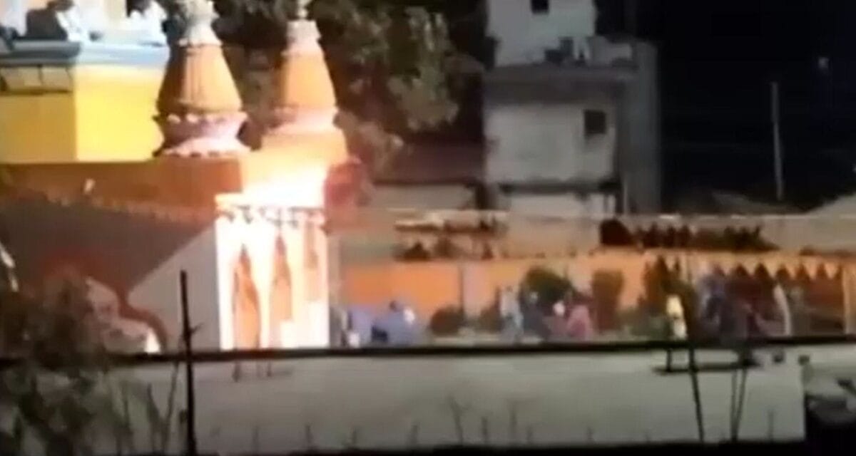 हजारीबाग में सरस्वती पूजा विसर्जन के दौरान दो पक्षों में पथराव, एक्शन में आई पुलिस