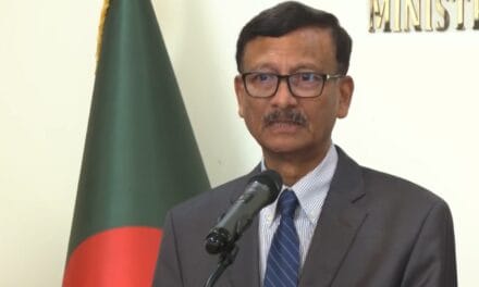 चुनाव से पहले ढाका में हलचल, भारत ने वापस बुलाए अफसरों के परिजन