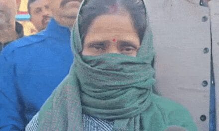 देहरादून में दो कश्मीरी युवकों पर छेड़छाड़ का आरोप:पति ने ‘ये मुस्लिम, इन्हें मारो’ बोलकर पीटा था; पत्नी बोली