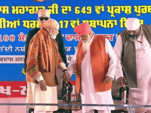 महिला ने PM मोदी-डेरा बल्लां संत को दी गालियां:बोली