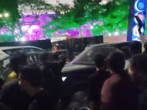सूरत में सैफ को लव-जिहादी बताकर काले झंडे दिखाए:परिवार के साथ इंडियन स्ट्रीट प्रीमियर लीग में पहुंचे थे, हिंदू संगठनों ने किया विरोध