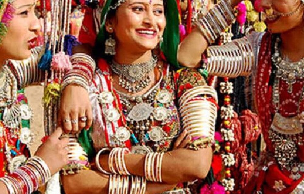 बाबुल की दुआएं लेती जा, चांदी तो बहुत महंगी:राजस्थान में जनजाति बेटियों के ब्याह में चढ़ती थी 2-3 किलो चांदी, अब समाजों ने 500 ग्राम सीमा तय की
