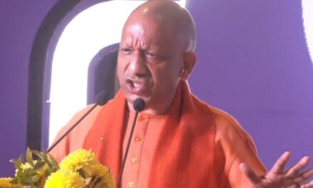 ‘यूपी पुलिस गोली मारे नहीं तो क्या खाए’:पिस्तौल दी है, ट्रेनिंग मिली है; एनकाउंटर पर योगी का जवाब