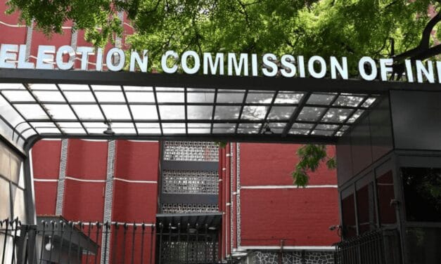 EC बोला-बंगाल में SIR के दौरान हिंसा और धमकी मिली:सुप्रीम कोर्ट में बताया