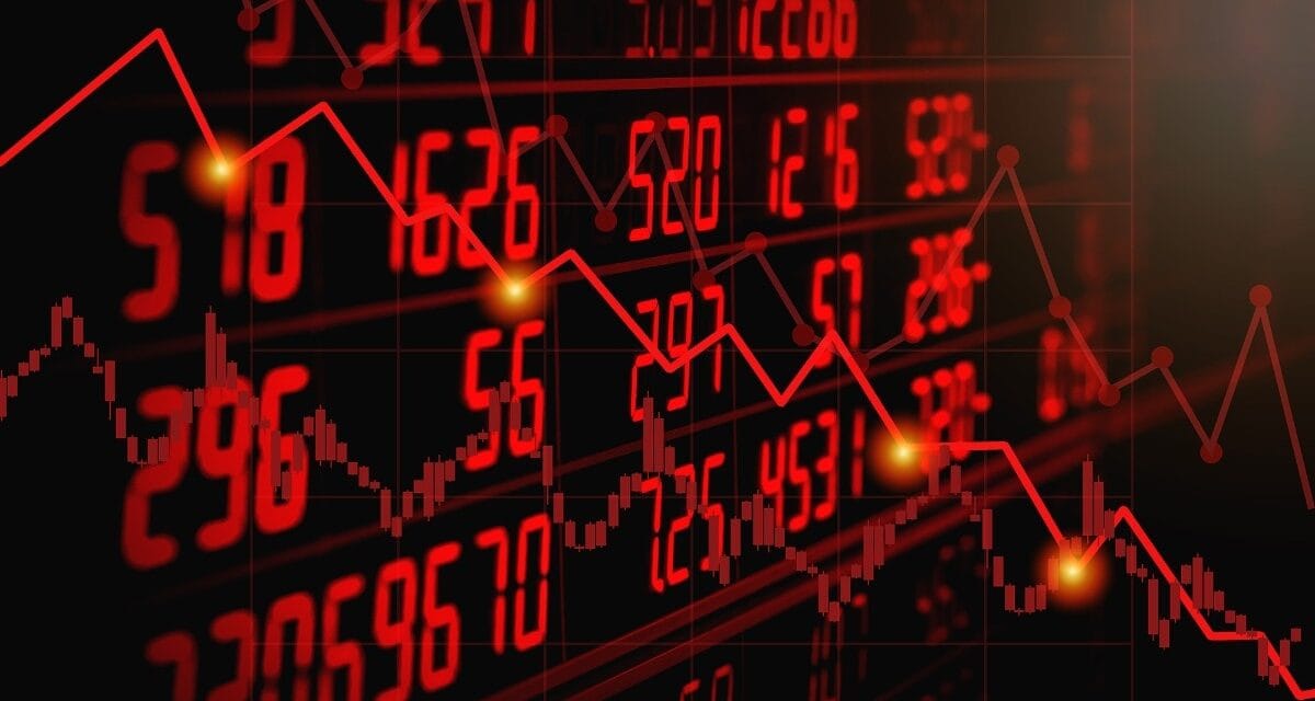 RBI MPC के फैसले से पहले शेयर बाजार में गिरावट, बिखरे IT स्टॉक्स, सोना-चांदी भी क्रैश