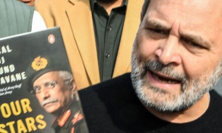 नरवणे की अनपब्लिश्ड किताब के सर्कुलेशन पर FIR:राहुल इसकी कॉपी लेकर संसद पहुंचे थे, दावा किया