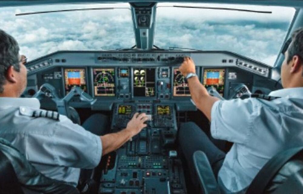 भास्कर अपडेट्स:DGCA ने पायलटों के लिए ब्रीद एनालाइजर टेस्ट नियम और सख्त किए, उल्लंघन करने पर लाइसेंस कैंसिल होगा