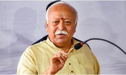 'भारत में परिवार व्यवस्था स्नेह पर आधारित है, अनुबंधों पर नहीं', गोरखपुर में बोले मोहन भागवत