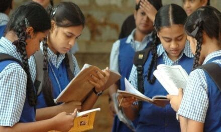 10वीं-12वीं का एग्जाम आज… पेपर लीक की चर्चाओं को UP Board ने बताया अफवाह