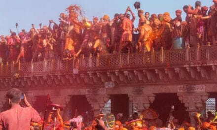 होली खेलनी है तो मथुरा-वृंदावन बेस्ट, भक्ति-मस्ती का 40 दिन का सफर