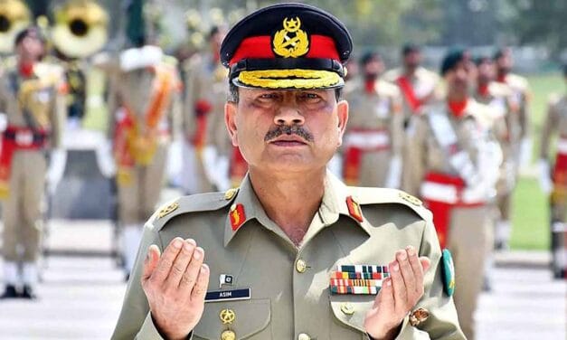 तीनतरफा फंसे आसिम मुनीर! भारत से तनाव, BLA अटैक और अब अफगान से जंग